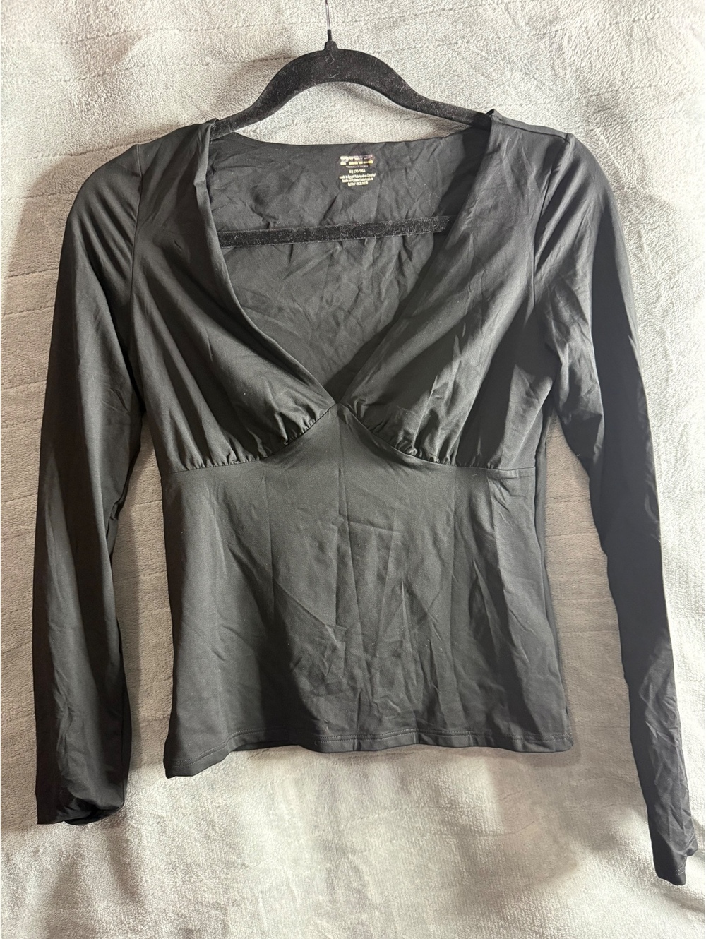 Victoria’s Secret Black Deep V Plunge Long Sleeve Fitted Top Medium M NWOT